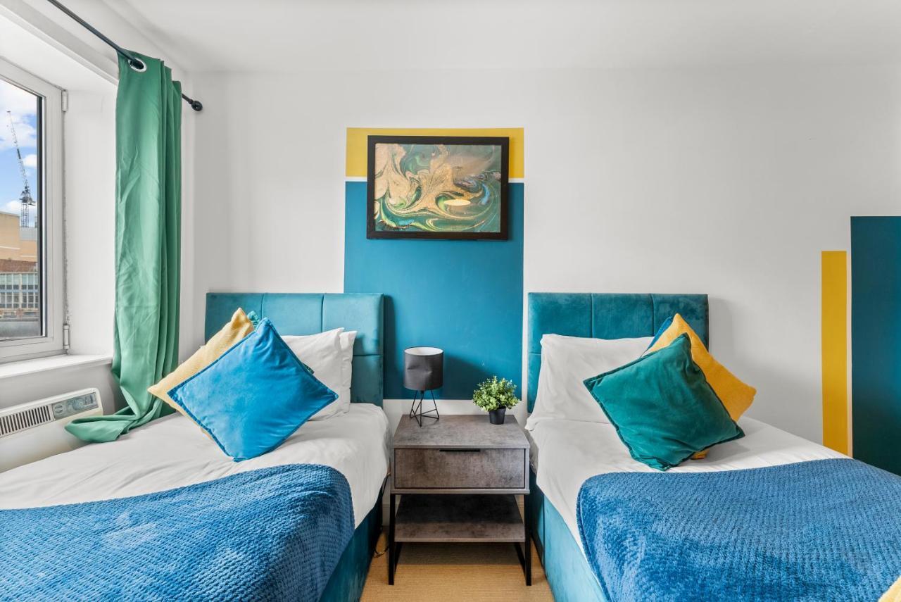 Enchanting Bristol Abode -Sleeps 6 With Balcony! Ngoại thất bức ảnh